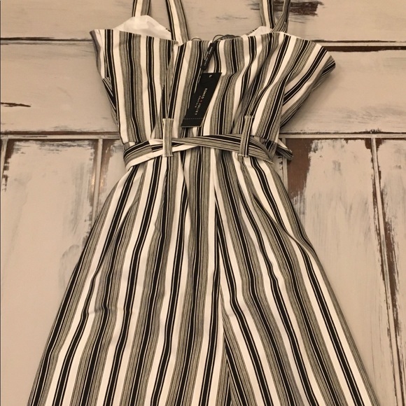 NWTRomeo & Juliet Couture jumpsuit - Picture 6 of 8